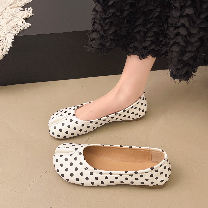 Women Split Toe Flats Polka Do – Women'S Shoes For Standing All Day Bewertung und Preis