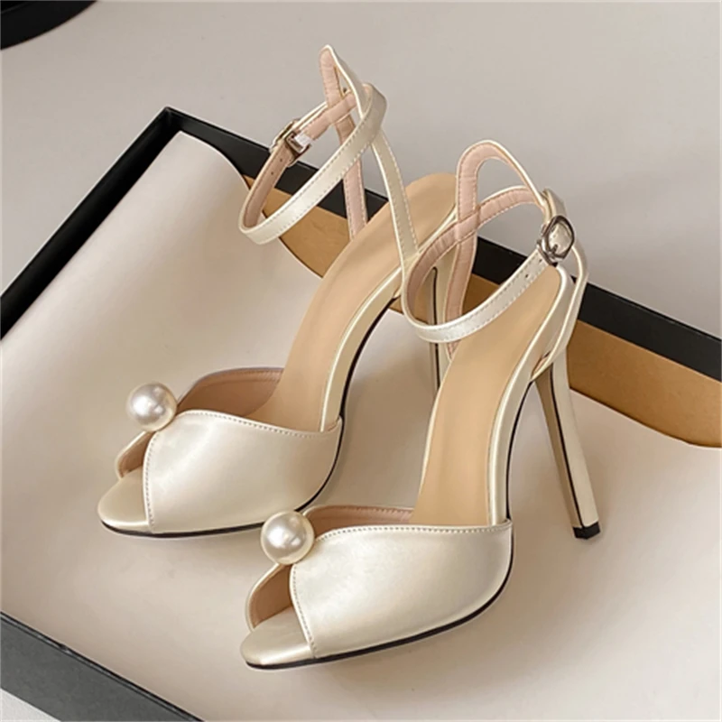 Eilyken Sexy String Bead Open  – Peep Toe Heels Bewertung und Preis