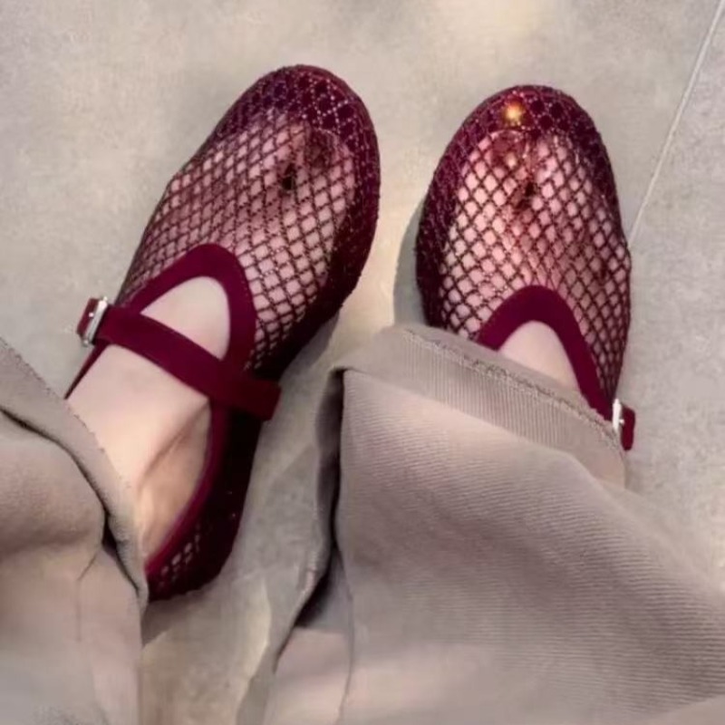 Hollow Rhinestone Baotou Sanda – Mary Jane Shoes Bewertung und Preis